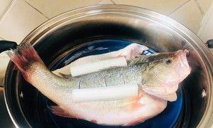 去除鱼腥味的有效方法（如何让鱼肉更加清香可口）