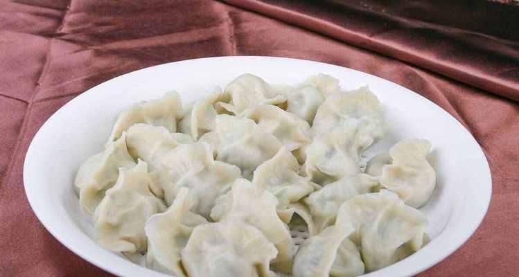 煮速冻水饺不烂的技巧（如何保持速冻水饺的形状和口感）