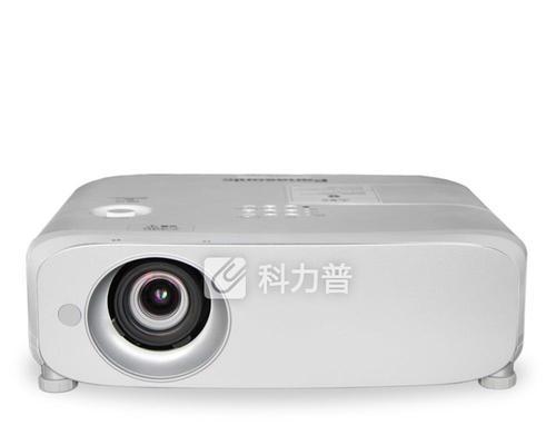 如何连接电脑与松下投影仪？（简单步骤让您轻松投影电脑内容）