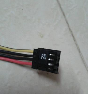 机箱主板连接线接法详解（掌握正确的连接方式，提升电脑性能与稳定性）