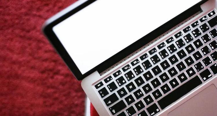 iPhone白苹果开不了机的处理方法（如何解决iPhone无法启动的问题）