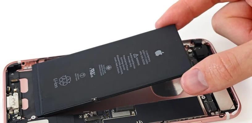 如何更换iPhone电池及检测技巧（简单易行的方法，轻松解决iPhone电池问题）