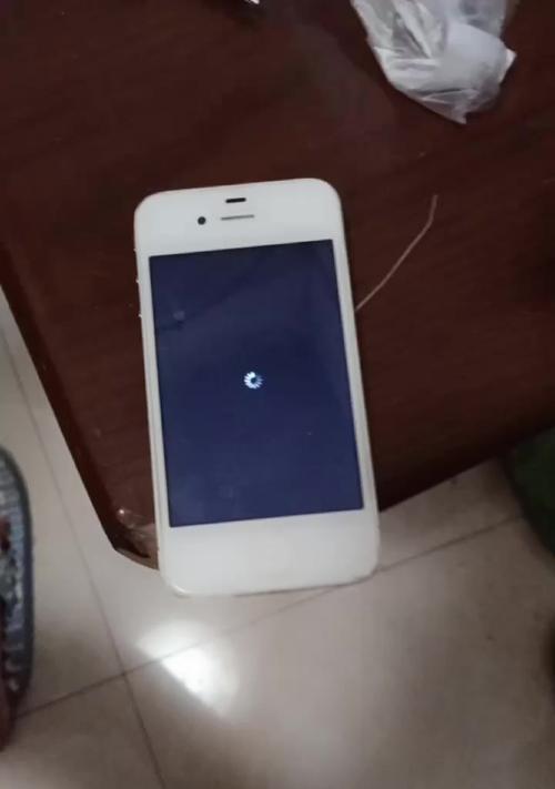 手机应用隐藏技巧（以手机4个步骤就能巧妙隐藏应用，保护个人隐私不再成为问题）