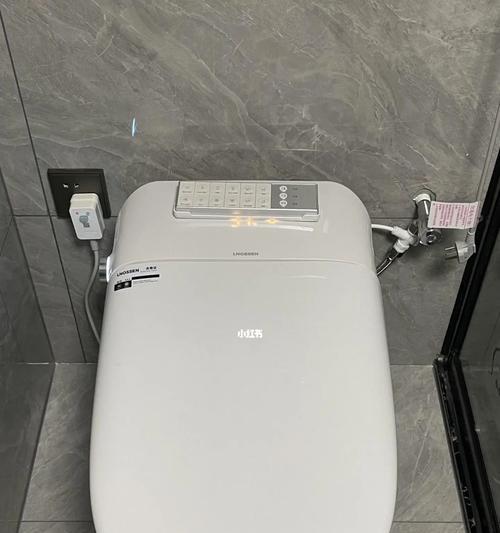 智能马桶（享受高科技卫生体验，智能马桶带来的便利和舒适）