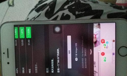 如何解决无法关机的问题（解决电脑或手机无法正常关机的实用方法）