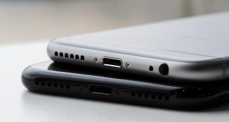 探究iPhone7亮黑色氧化补救办法（如何解决iPhone7亮黑色氧化问题，保护手机光鲜亮丽？）