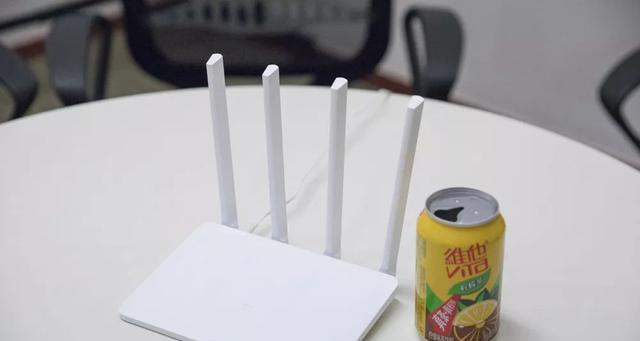 以易拉罐自制WIFI信号增强器（利用废旧易拉罐打造自己的WIFI信号助推器）