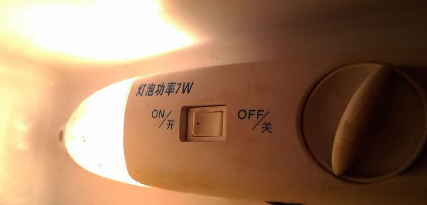 屏幕显示器不亮了怎么办（解决屏幕显示器不亮问题的有效方法）