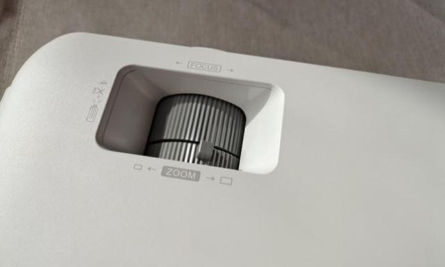 投影仪调焦方法解析（掌握正确的投影仪调焦技巧）