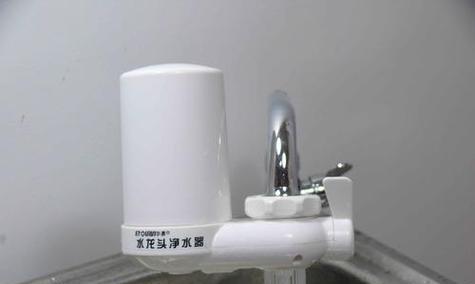 净水器滴水处理的方法及注意事项（教你如何有效解决净水器滴水问题）