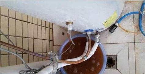 热水器排污口的正确使用方法（保障家庭用水安全）