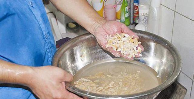 如何正确清洗麦斯油烟机（轻松清除油烟）