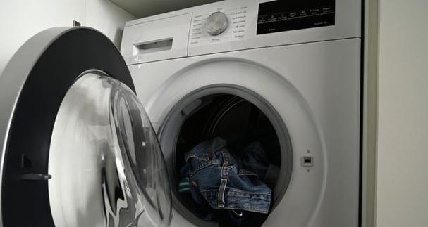 以每渍每克洗衣机清洗方法为主题写文章（轻松掌握洗衣机清洗技巧）