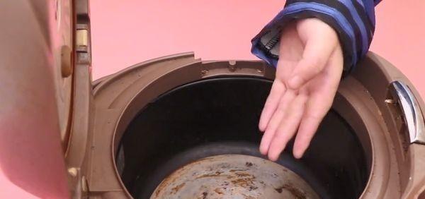 电饭煲短路故障处理方法（解决电饭煲短路问题的步骤及注意事项）