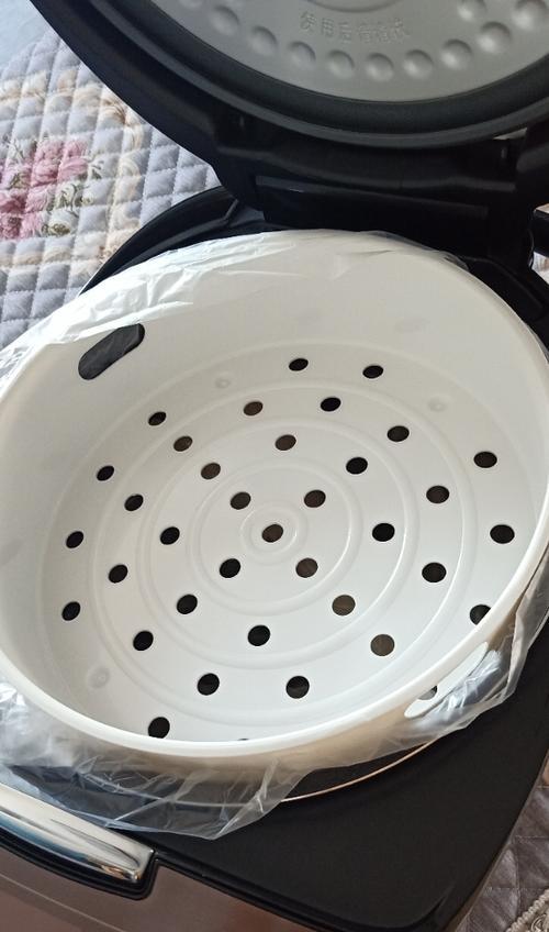 电饭煲液体处理的方法与注意事项（如何正确处理电饭煲中的液体）