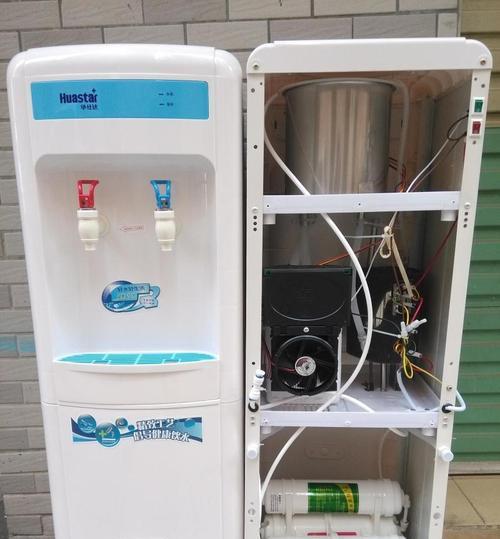 超滤净水器（通过超滤技术）