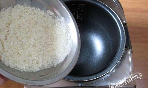 揭秘电饭煲焦饭的原因（为什么电饭煲会偶尔煮出焦饭）