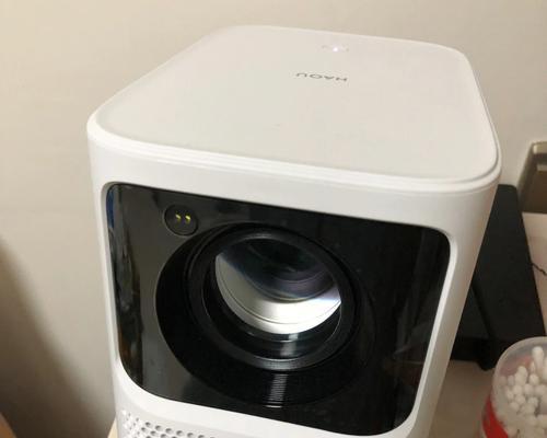 投影仪自动变焦故障的原因与解决方法（探索投影仪自动变焦故障的根源）