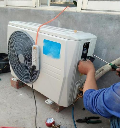 冰柜压缩机焊接加氟方法详解（冰柜维修人员必备技能）
