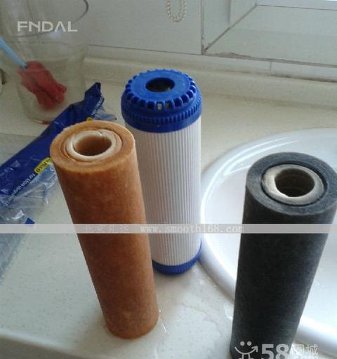 如何解决净水器滤芯无法加水的问题（掌握关键步骤）