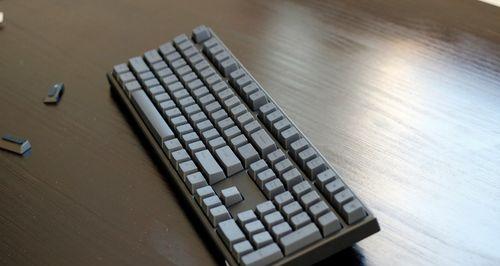 双模键盘是什么意思啊怎么用（探索双模键盘的神奇功能和优势）