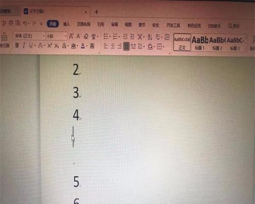 如何删除文档中的分页符标记（简便快捷地清除不需要的分页符）