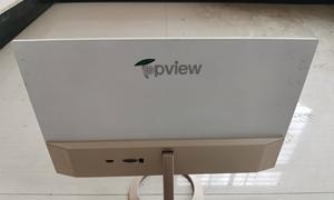 解决屏幕显示器出现英文问题的有效方法（如何处理屏幕显示器上出现的英文字母和文字）