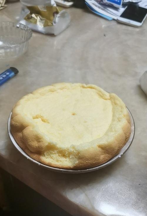 解决电饭煲做蛋糕过黏的问题（有效方法让蛋糕松软可口）