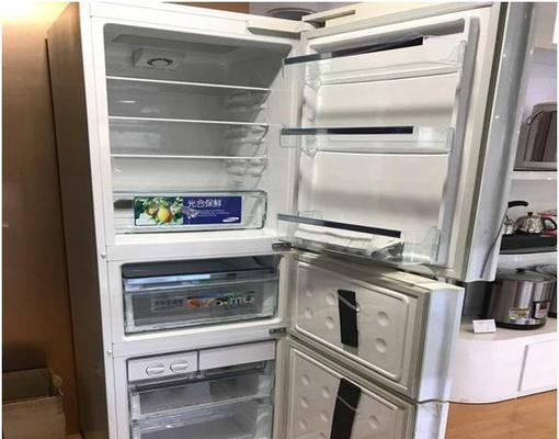 如何解决冰柜只显示室外温度的问题（利用环境感应技术提供准确的冷藏温度数据）