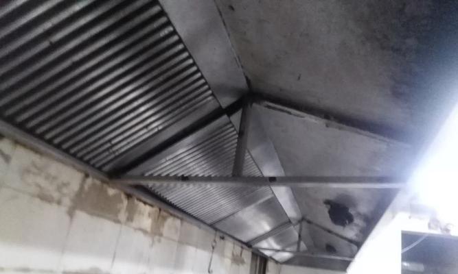 常熟饭店油烟机清洗方法（解决油烟机难题）