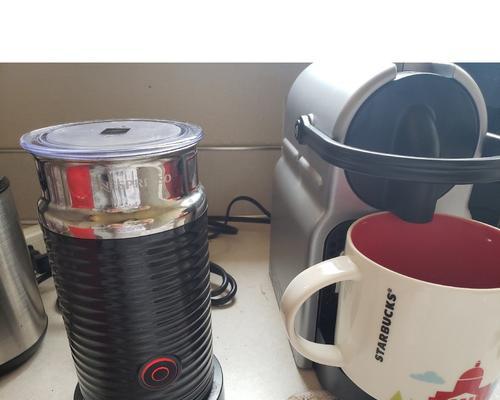 胶囊咖啡机底部漏水的原因及解决方法