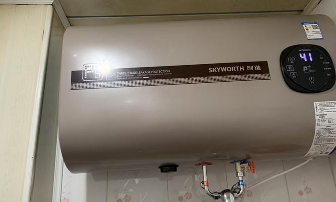 探究热水器水位快速下降的原因（详解水位下降的多种因素与解决方法）