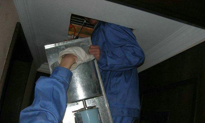 中央空调内机漏水的原因及解决方法（揭开中央空调内机漏水的谜团）