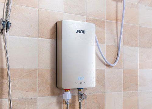 燃气热水器显示E2是什么意思（解析燃气热水器显示E2故障信息）