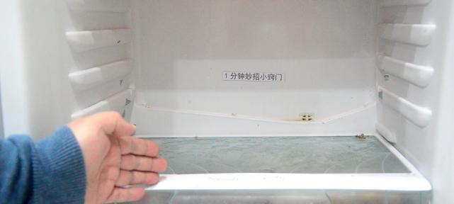 冰柜老结霜的原因及解决方法（探索冰柜结霜现象）
