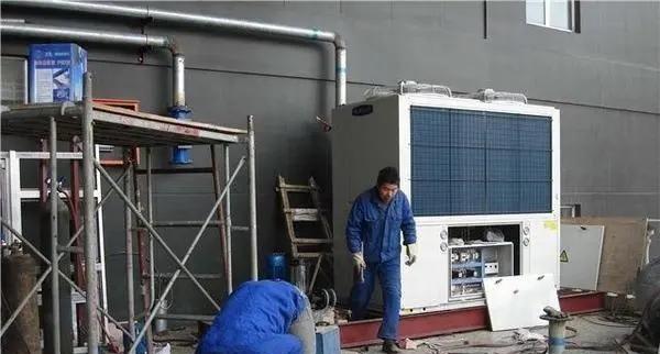 合理添加氟气，延长空调使用寿命（告别空调故障）