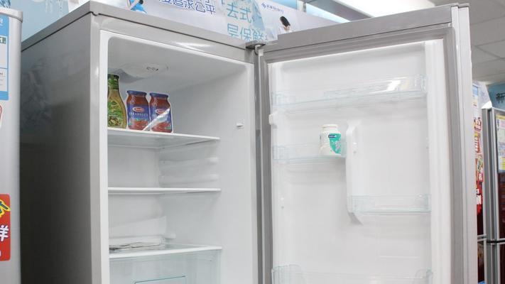 美菱冰箱快速除冰的小窍门（美菱冰箱除冰的关键步骤及注意事项）