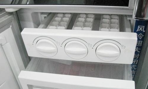 冬天冰箱保鲜室调节方法（保持冬季食物新鲜）