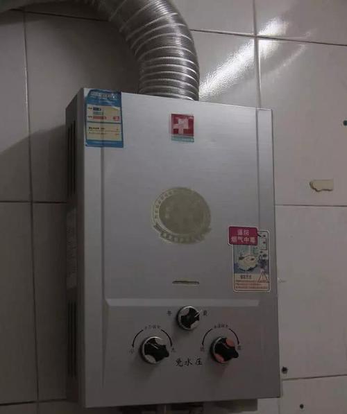 解析热水器刮风时候响的原因（热水器刮风时）