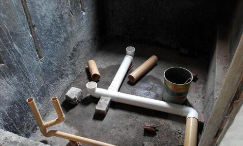 解决卫生间高度不够问题的蹲便改造方法（创意设计让矮小卫生间也能舒适使用）