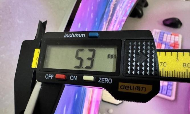探索三星显示器出现波浪的原因（深入分析波浪现象的成因及解决方案）