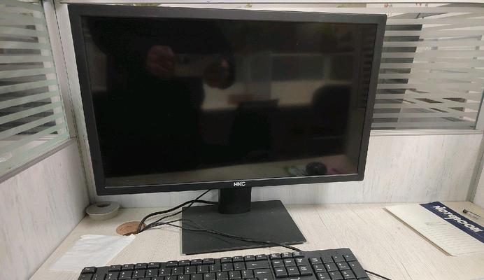 解决显示器预览无画面问题的方法（遇到显示器预览无画面时该怎么办）