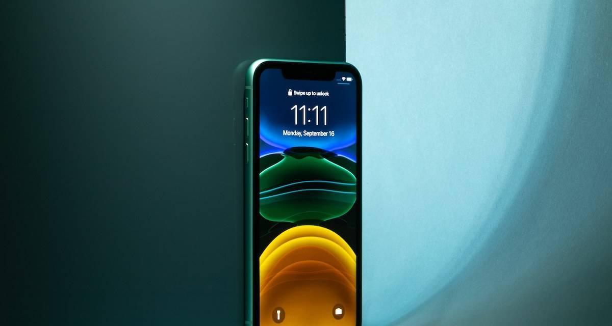 如何设置iPhone11来电闪光灯（简单步骤教你轻松实现来电闪光提醒）