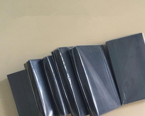 显示器双面偏光片更换方法（轻松学会更换显示器双面偏光片）