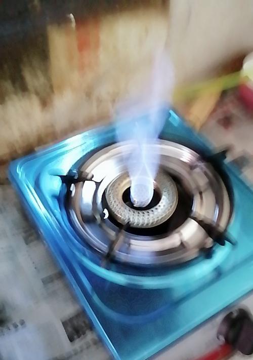 燃气灶灶面变花的解决方法（保持燃气灶灶面清洁及常规维护措施）