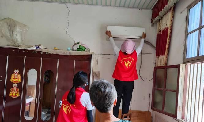 留守老人电视机维修方法（帮助留守老人解决电视机故障）