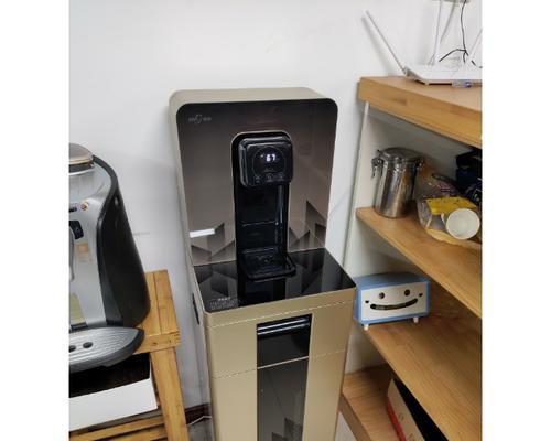 以浪木饮水机清洗空调方法（如何使用以浪木饮水机进行空调清洗）