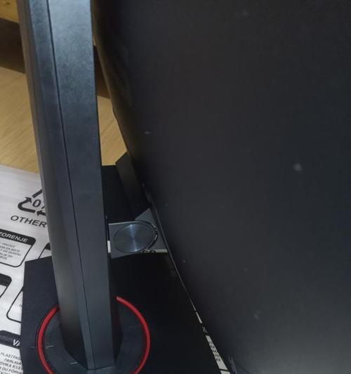 解决曲面显示器发烫问题的有效方法（如何降低曲面显示器温度）