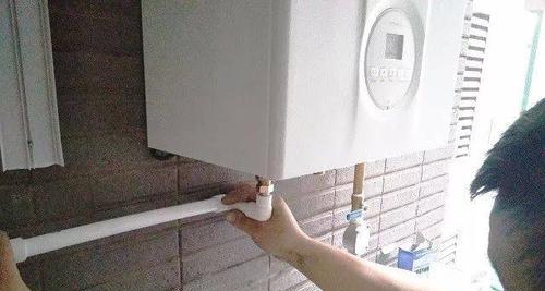 壁挂炉水循环问题及解决方法（如何解决壁挂炉水循环不畅的困扰）