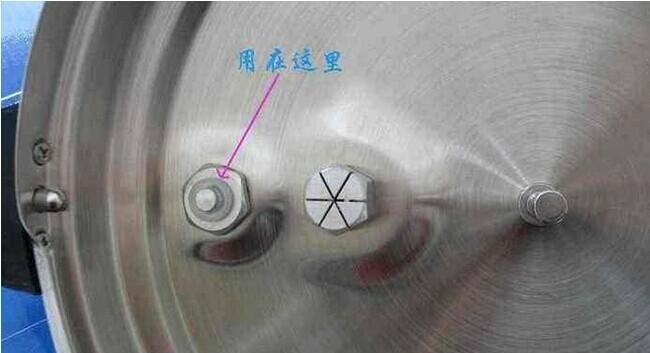 咖啡机漏水漏气的维修方法（轻松解决咖啡机漏水漏气问题）